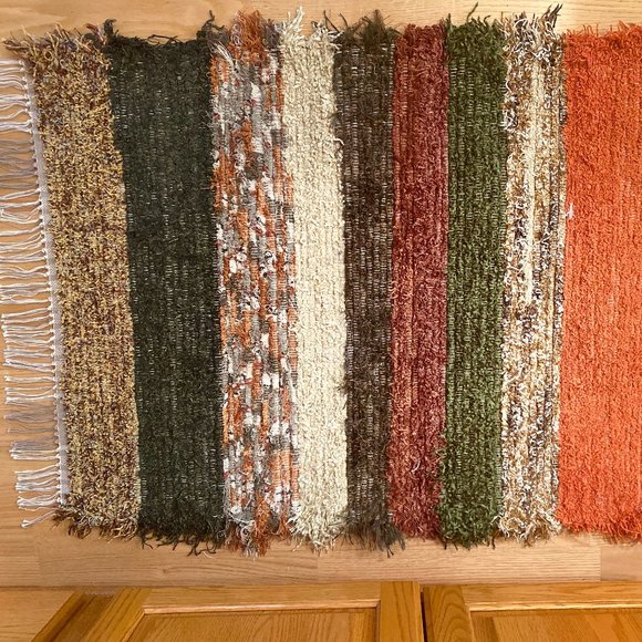 Woven Rug - Picture 15 of 16